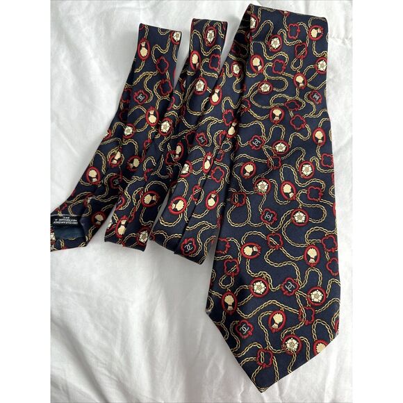 CHANEL Silk Logo Chain Tie - Picture 2 of 6